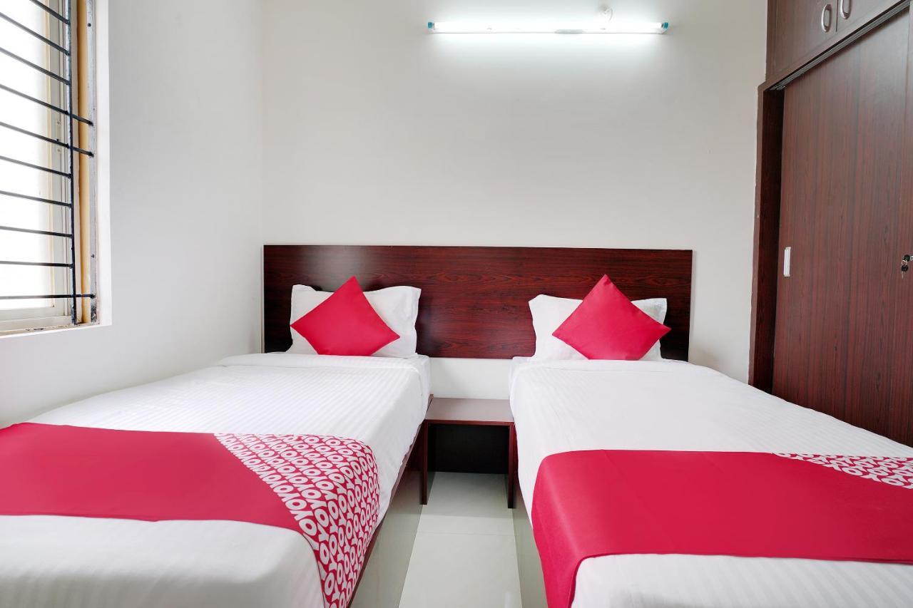 Oyo 41102 Hyderabad Elite Hotel Haidar Sahibguda Екстериор снимка