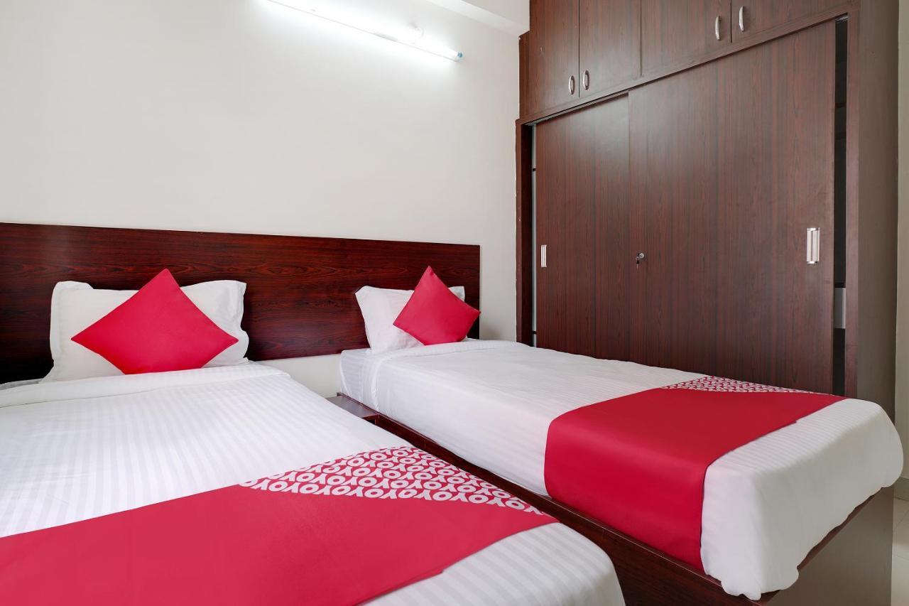 Oyo 41102 Hyderabad Elite Hotel Haidar Sahibguda Екстериор снимка