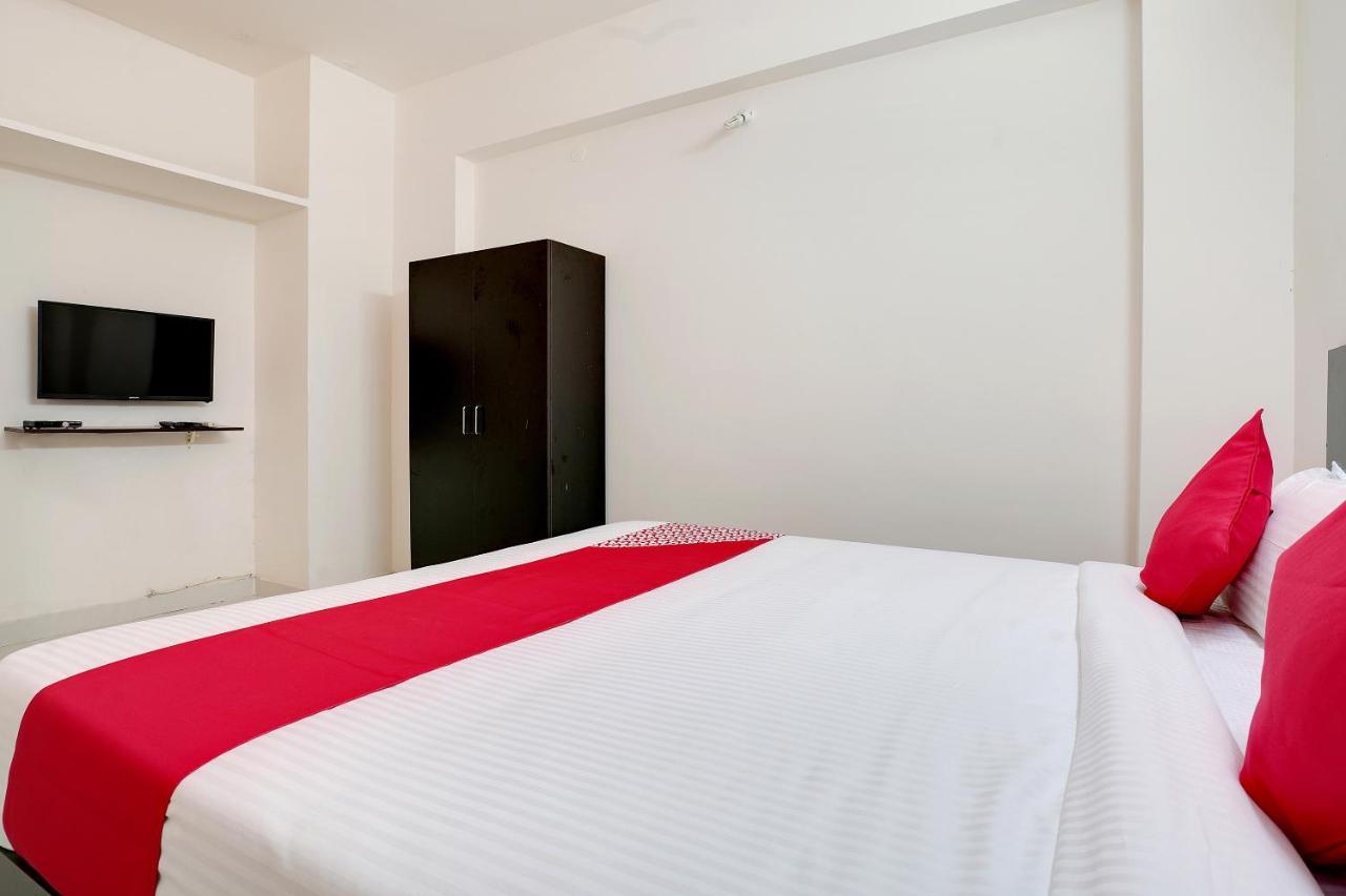 Oyo 41102 Hyderabad Elite Hotel Haidar Sahibguda Екстериор снимка