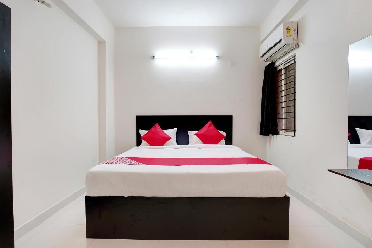 Oyo 41102 Hyderabad Elite Hotel Haidar Sahibguda Екстериор снимка