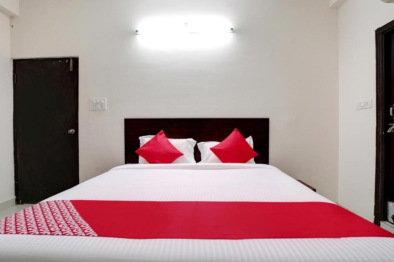 Oyo 41102 Hyderabad Elite Hotel Haidar Sahibguda Екстериор снимка