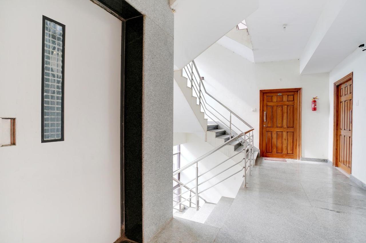 Oyo 41102 Hyderabad Elite Hotel Haidar Sahibguda Екстериор снимка