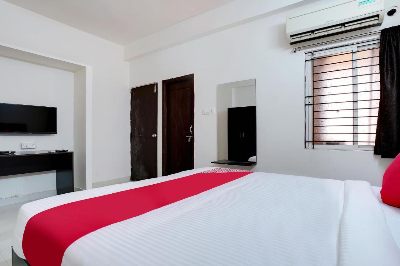 Oyo 41102 Hyderabad Elite Hotel Haidar Sahibguda Екстериор снимка